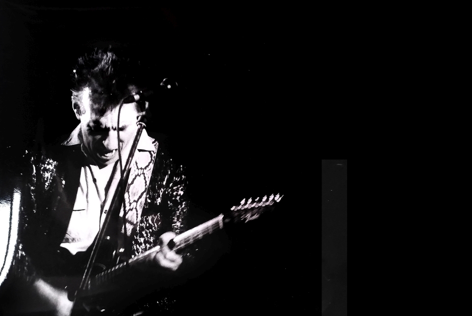 „Die Töne kommen oft daher, wo der Schmerz ist.“ – Hans Reffert: Musiker, Zeichner und politischer Akteur